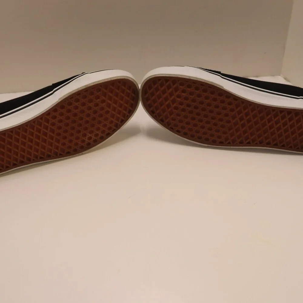 Vans Lace Up with Rounded Toes Men's Sneakers Size 10 Black with White Trim